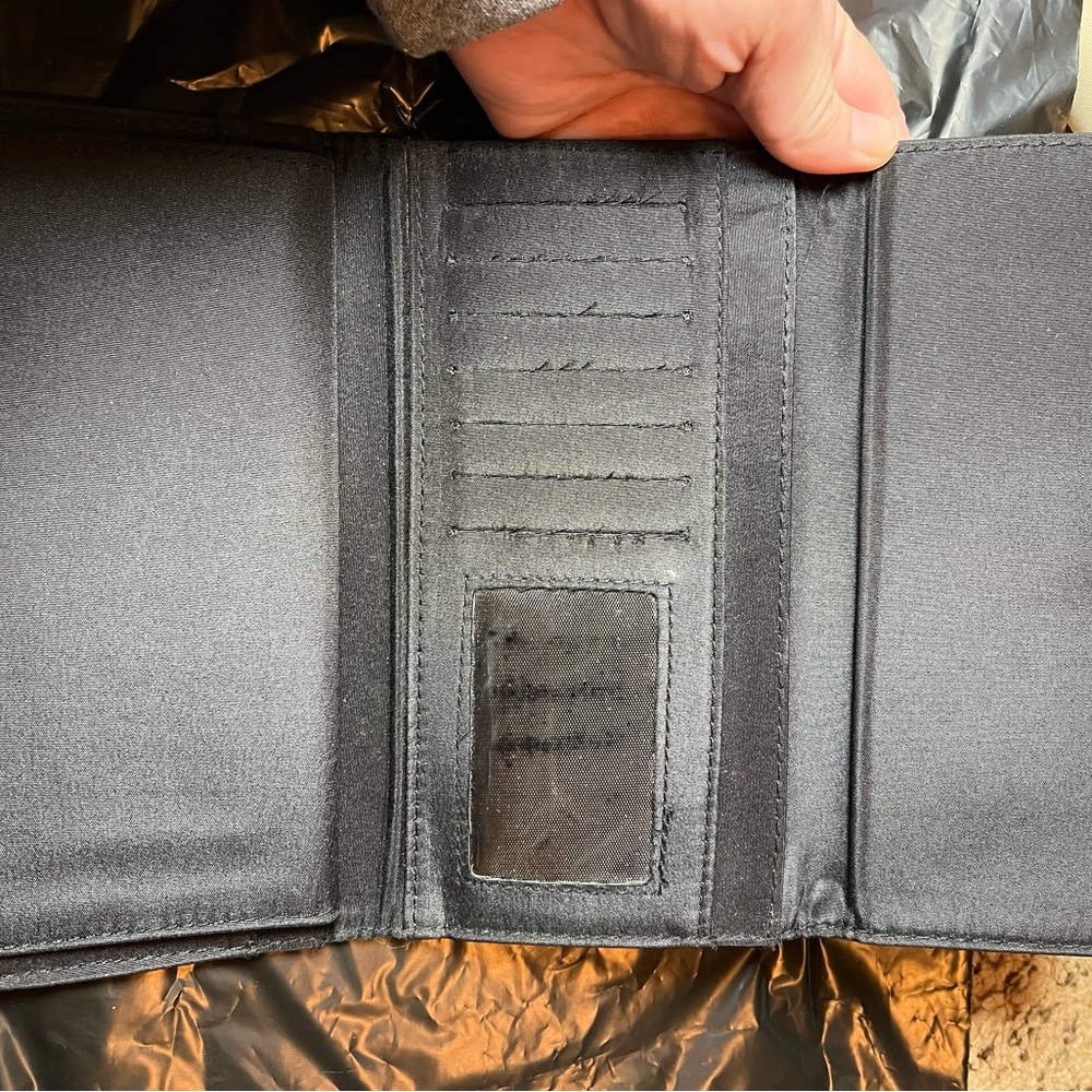 Black Wallet with Embroidered Razorback and Rhinestones - Picture 3 of 6
